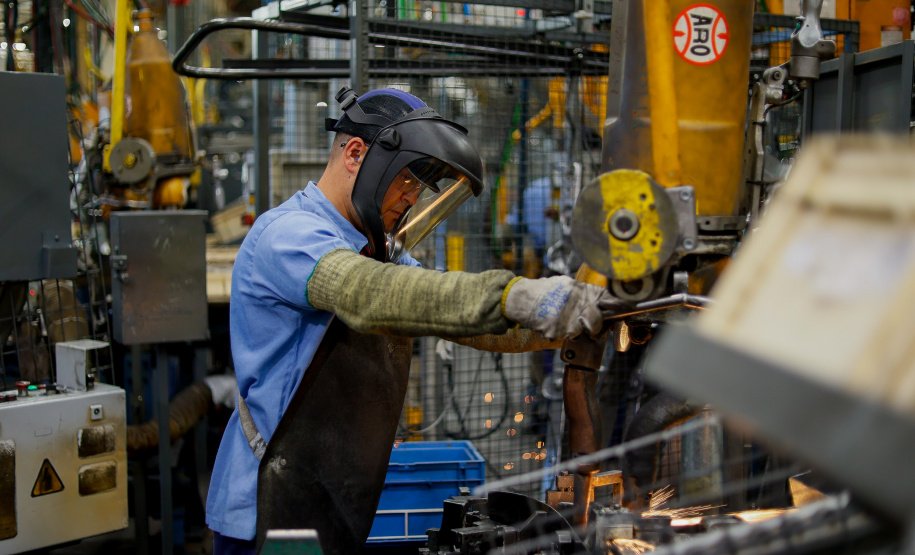 Atividade Econômica do Paraná Cresce Cinco vezes Mais Que a Média Brasileira