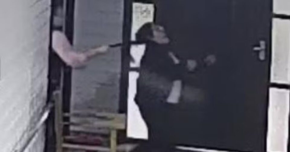 Funcionário da APAE denuncia agressão