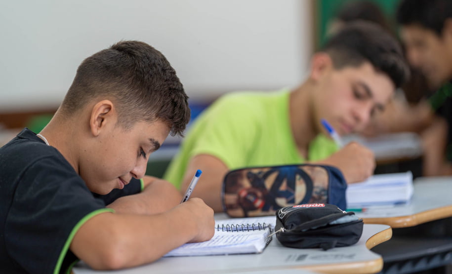Justiça mantém votação, Paraná educação
