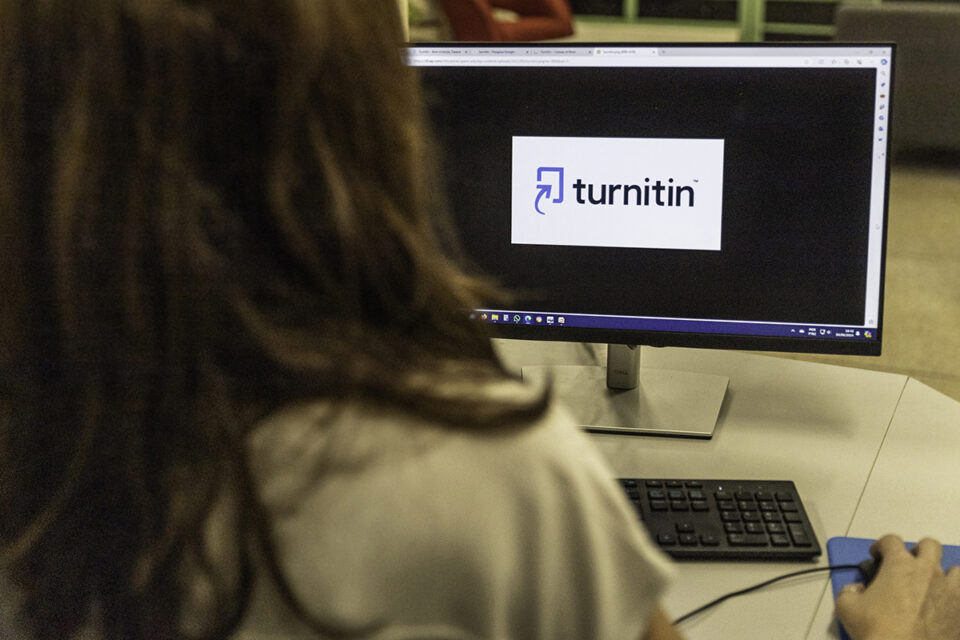 Universidade Estadual de Maringá Adota Ferramenta Antiplágio