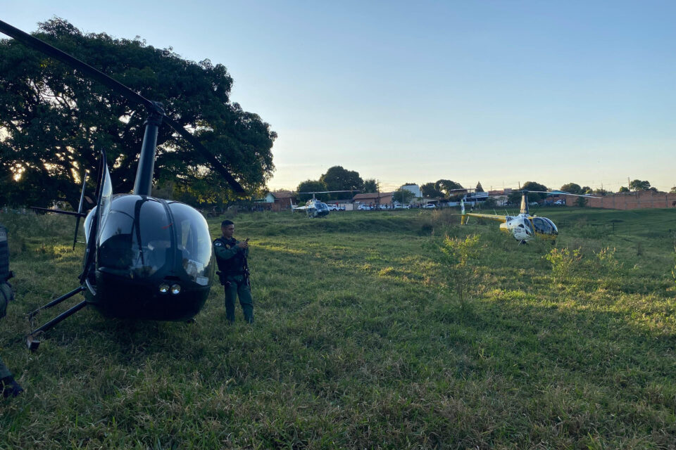 perseguicao-de-helicoptero-policia-militar-intercepta-aeronave