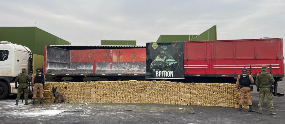 BPFRON apreende grande quantidade de maconha na região