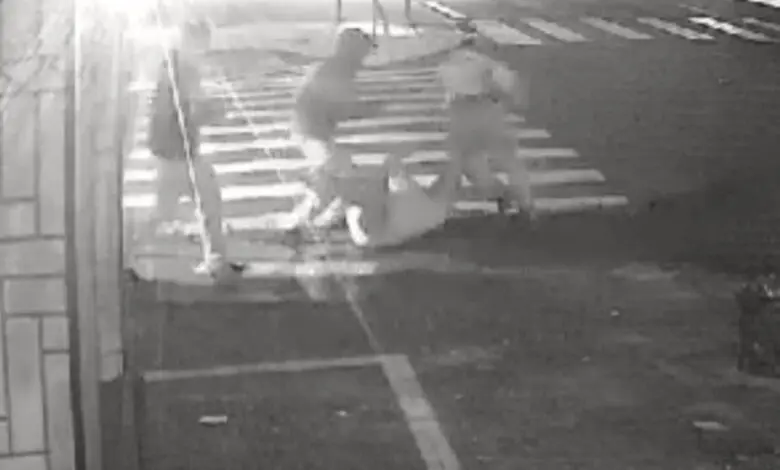 Homem é Espancado e Roubado no Centro de Maringá