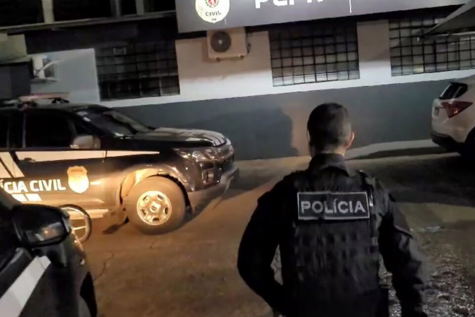 Operação policial em Toledo prende suspeitos de tráfico de drogas.