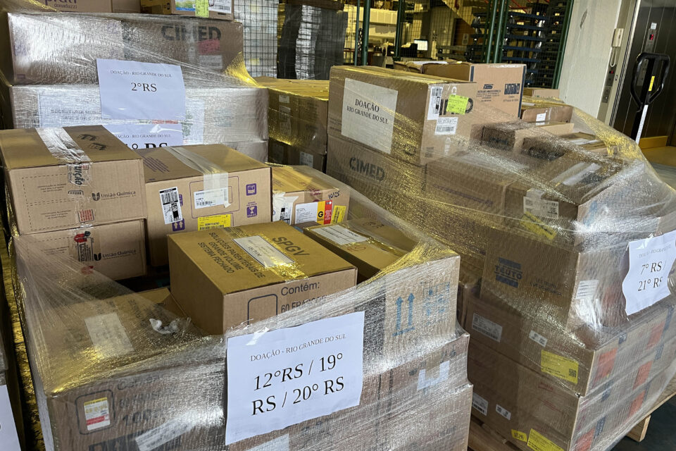 Paraná Envia Mais de 1,3 Milhão de Medicamentos ao Rio Grande