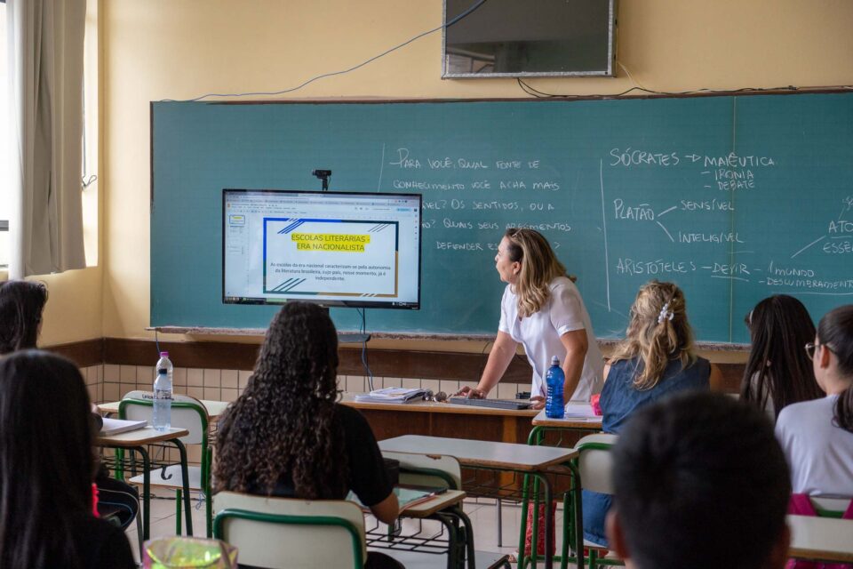 Educação do Paraná abre novo edital de PSS para professores