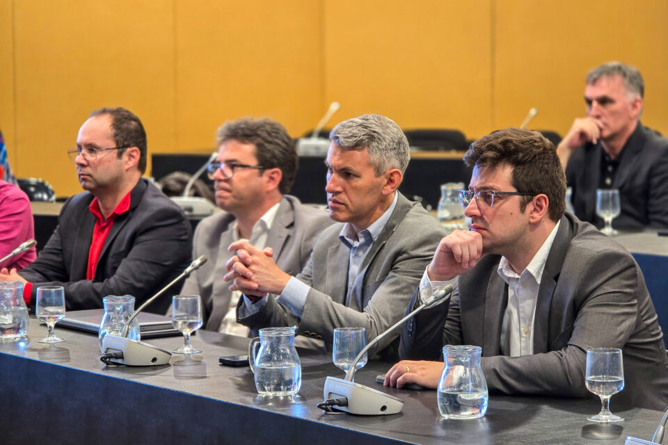 Amep e Área Metropolitana de Barcelona Colaboram