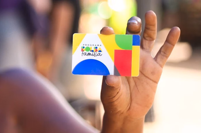 Governo Federal Exige Devolução de R$ 17 Milhões Bolsa Família